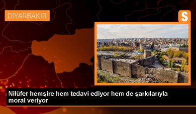 Dicle Üniversitesi Hastanesinde Hemşire Şarkılarla Çocukları Mutlu Ediyor