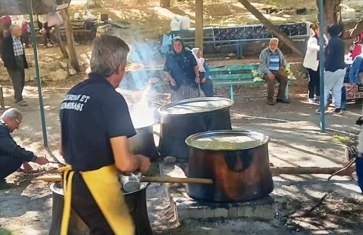 Ulupınar Köyü’nde Kurban Geleneği