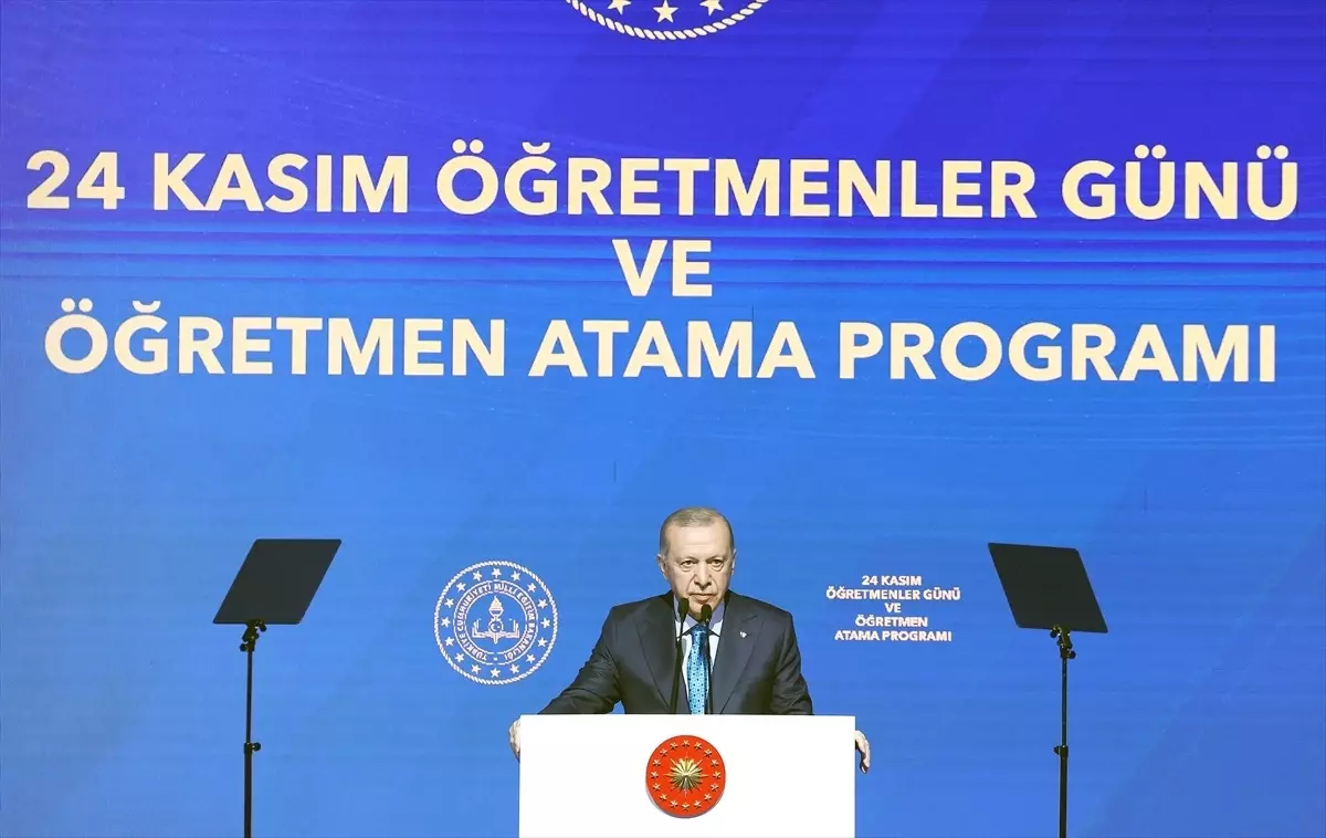 Cumhurbaşkanı Erdoğan: “Biz, eğitim-öğretim meselesini siyaset üstü tutmaya özen gösteriyoruz. Bundan sonra da bu çizgimizi muhafaza edeceğiz.”