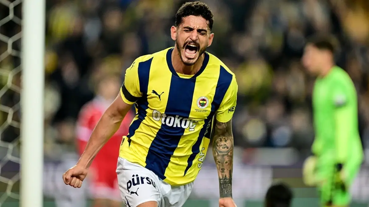 Samet Akaydın Fenerbahçe’den ayrılmayı kafasına koydu