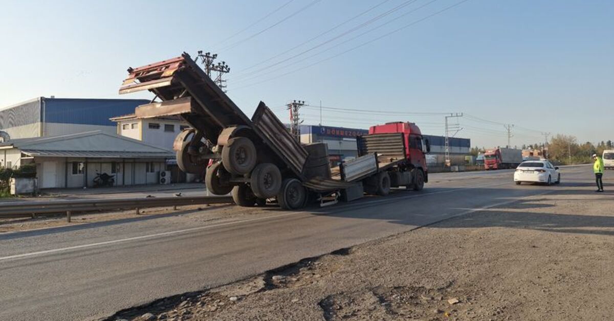 Seyir halinde ikiye bölündü!